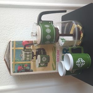 Cory "perc 'n' serve" percolator green snowflake set